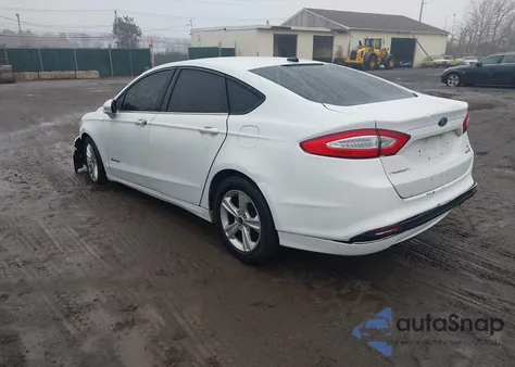 2013 Ford Fusion Hybrid Se z USA, uszkodzony, nr VIN 3FA6P0LU1DR328768